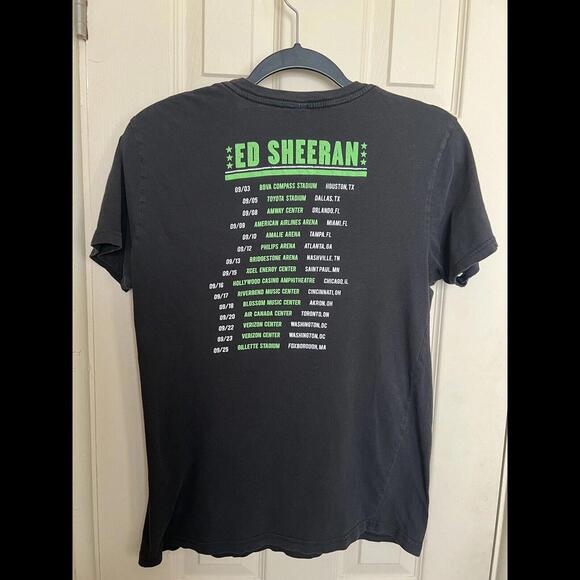 2 Ed Sheeran Shirts Men’s Small - Picture 6 of 9